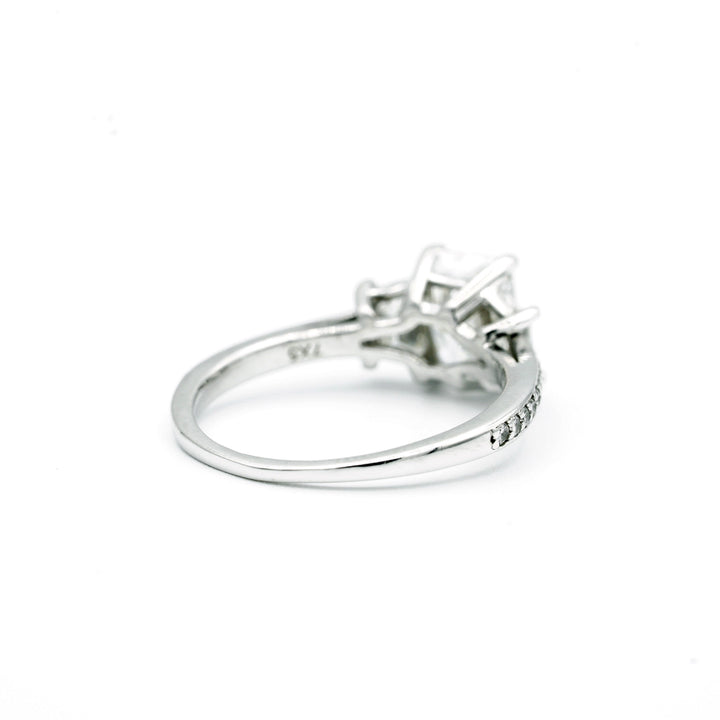 1.32 Carat SI1 E Radiant Cut Diamond 14K White Gold Ring