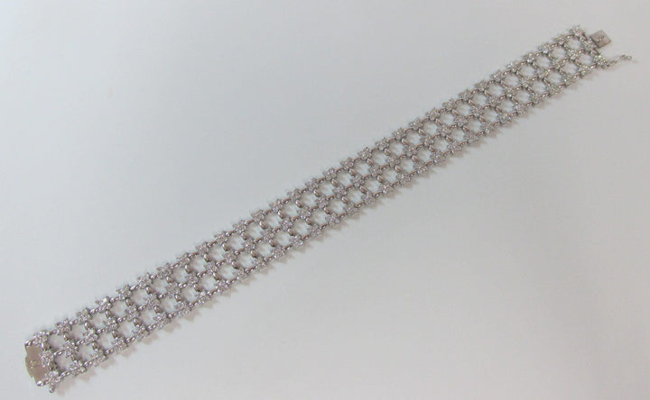Diamond 18K White Gold Floral Design Bracelet