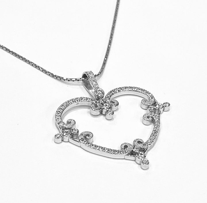 Diamond 18K White Gold Heart Shaped Pendant & Chain