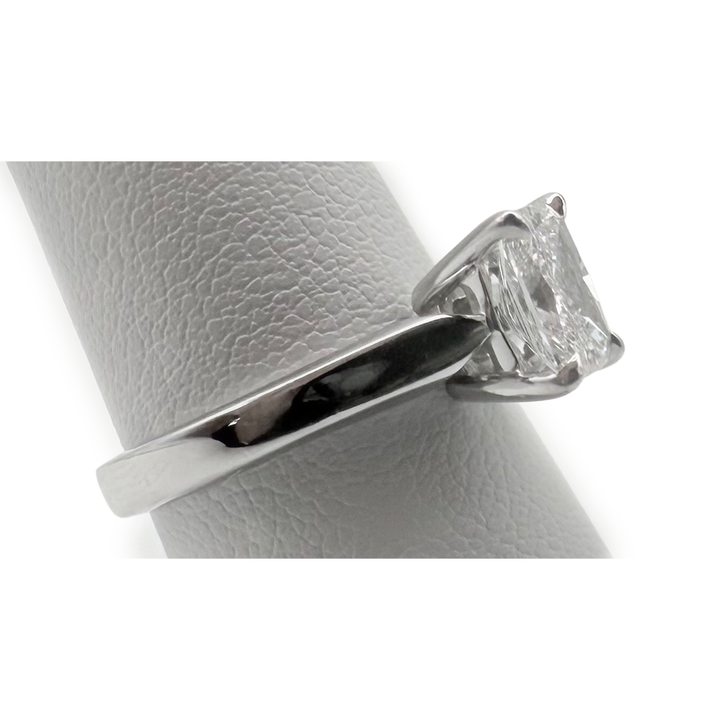 1.01 Carat E VVS1 Radiant Cut Diamond Platinum Solitaire Ring