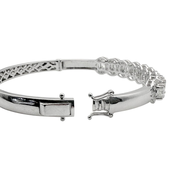 Diamond 18K WG Bangle Bracelet
