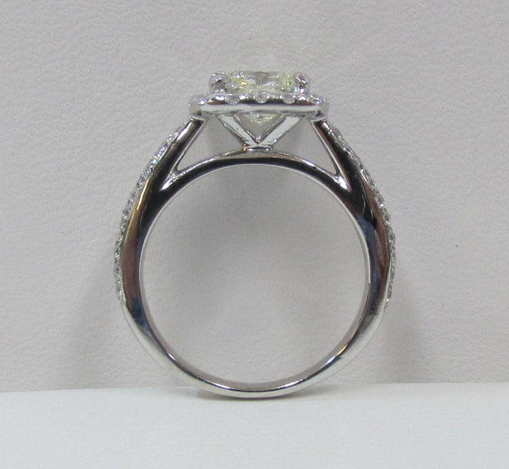 1.03 Carats J VS1 Radiant Cut Diamond 14K WG Ring