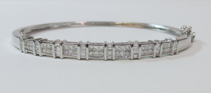 Diamond 14K White Gold Bangle Bracelet