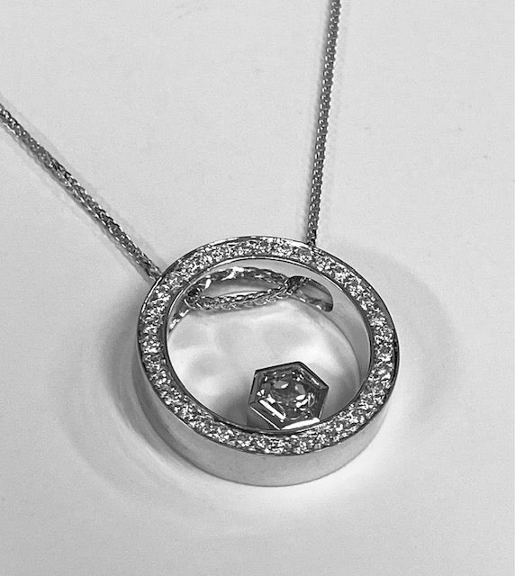 Diamond 14K White Gold Circle Pendant & Chain