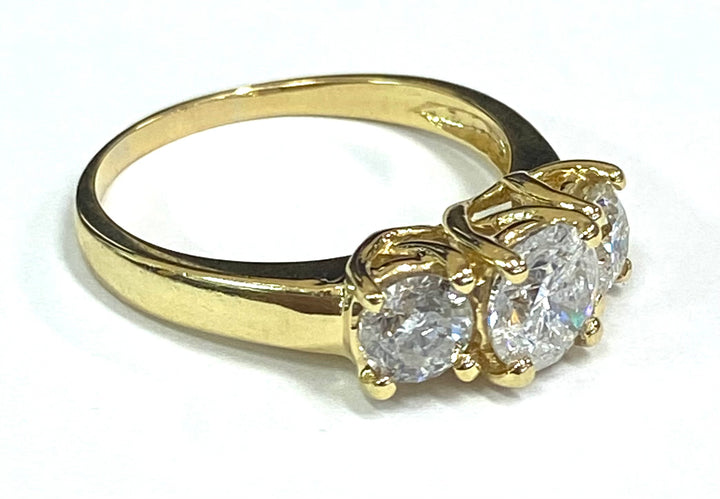 Diamond 18K Yellow Gold Three Stone Ring