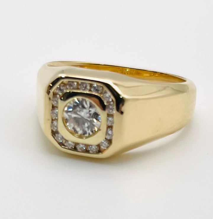 Gents Diamond 18K Yellow Gold Ring