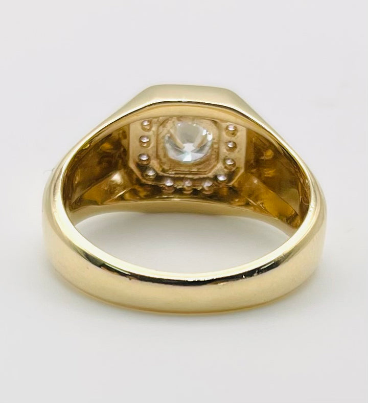 Gents Diamond 18K Yellow Gold Ring