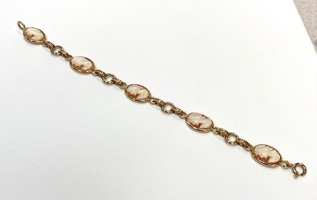 Cameo 14K Yellow Gold Vintage Bracelet