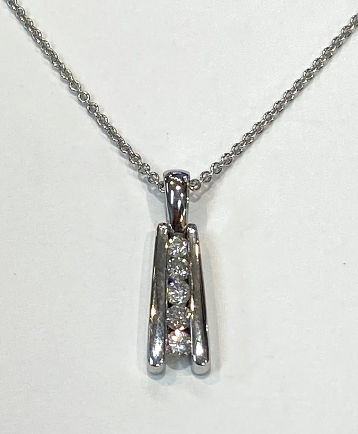 Diamond 14K WG Pendant & Chain