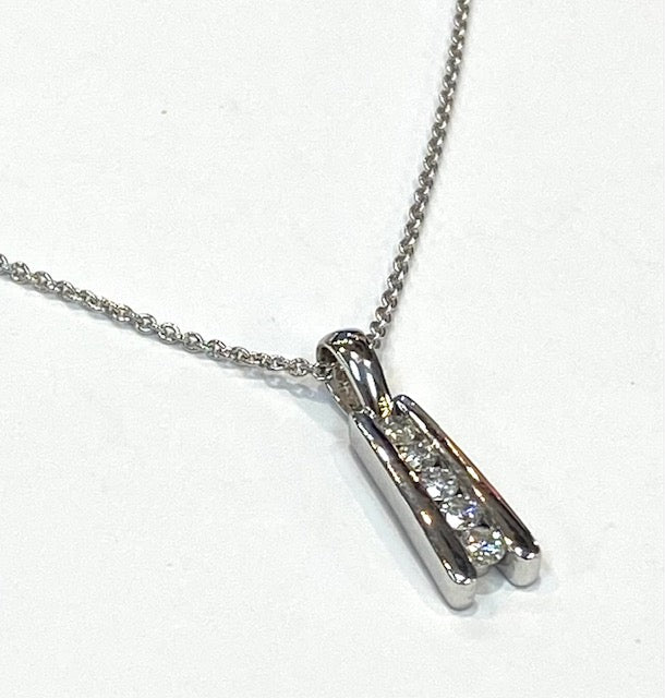 Diamond 14K WG Pendant & Chain