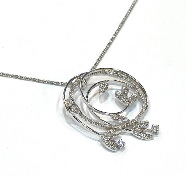 Diamond 18K WG Floral Circle Pendant & Chain
