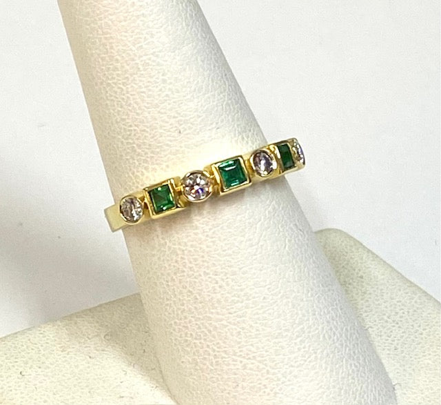 Emerald Diamond 18K Yellow Gold Band Ring