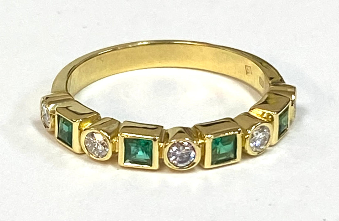 Emerald Diamond 18K Yellow Gold Band Ring