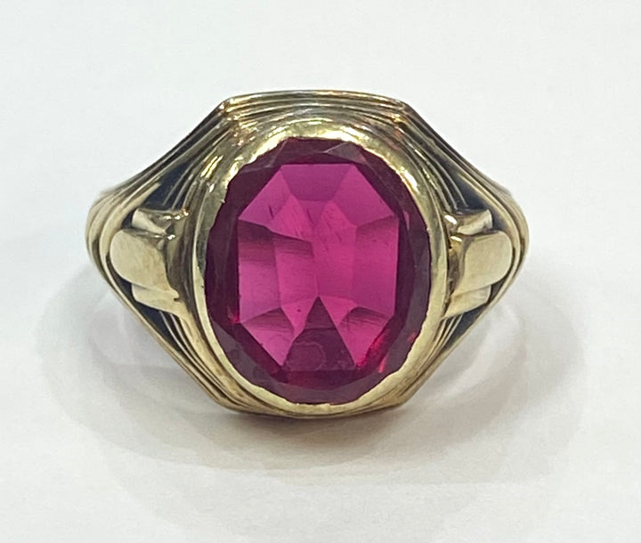 Gents Vintage 14K Yellow Gold Red Stone Ring