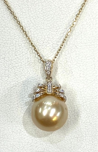 Golden South Sea Pearl Diamond 14K Yellow Gold Pendant & Chain