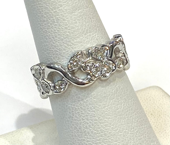 Diamond 18K White Gold Floral Band Ring