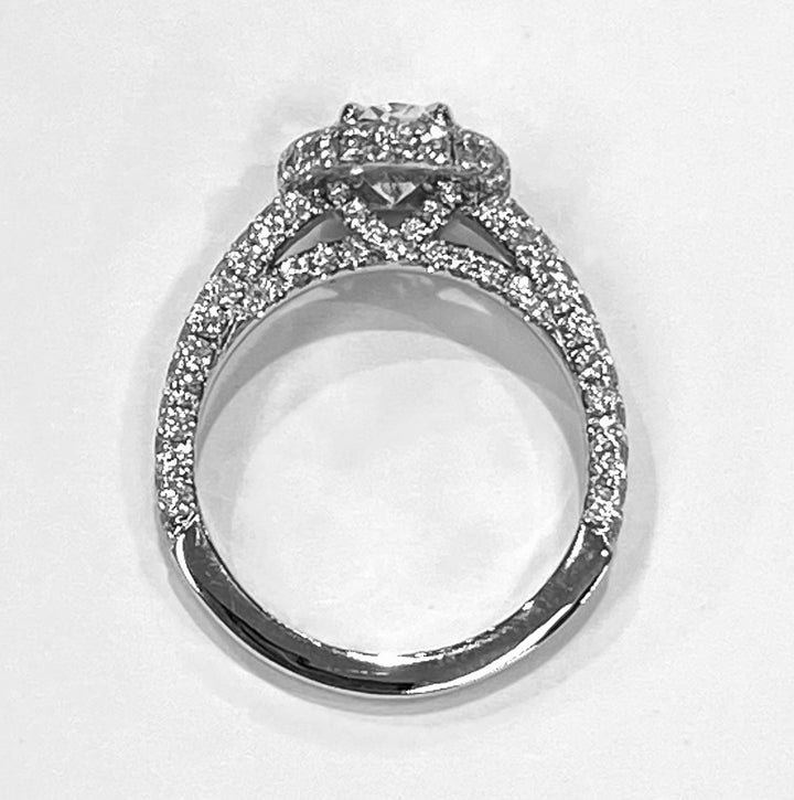 1.01 Carat VVS2 H Oval Brilliant Cut Diamond Platinum Ring