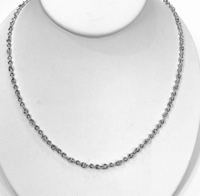 18K White Gold Twisted Link Style Chain