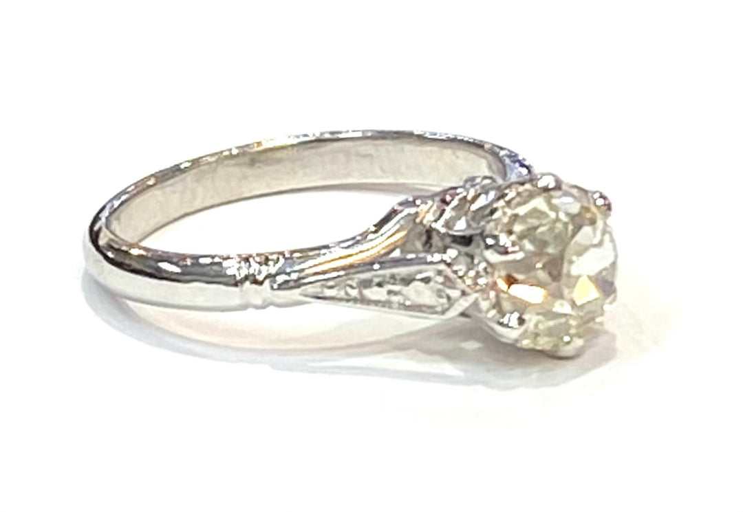 Antique Diamond Platinum Ring