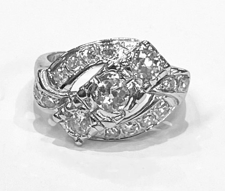 Antique Diamond 14K White Gold Ring