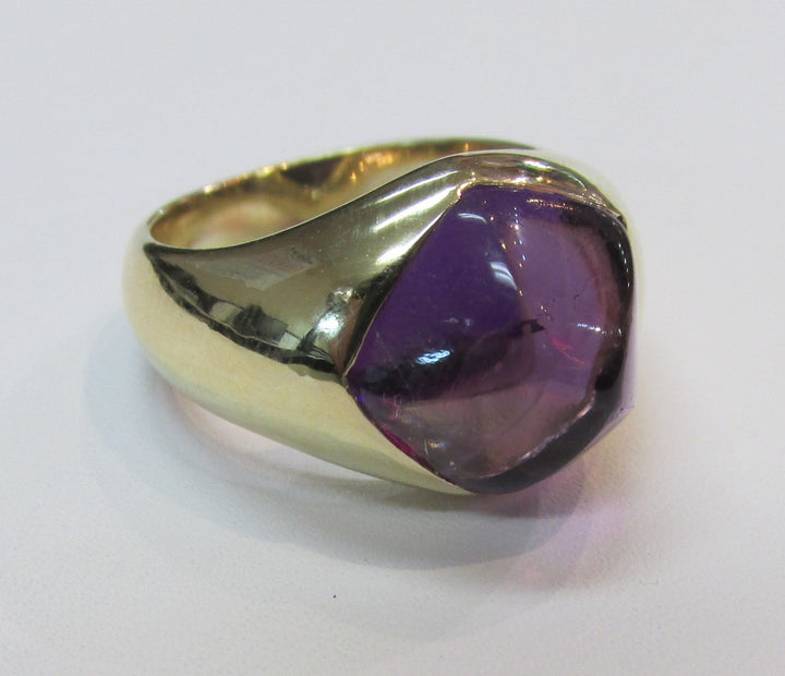 Lady’s Amethyst 14K Yellow Gold Ring