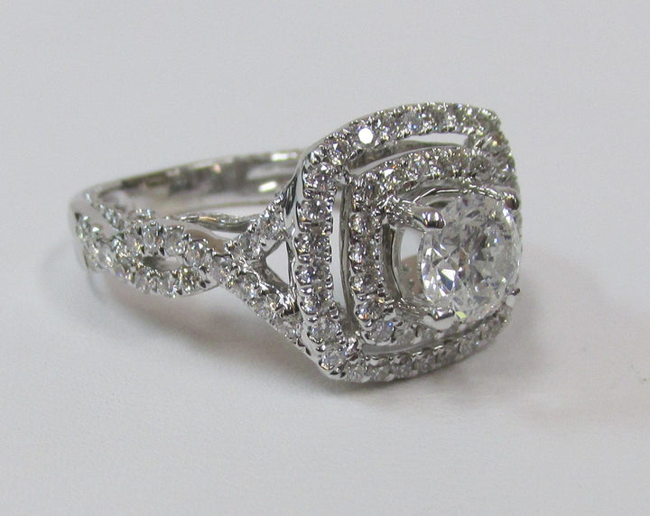 Lady’s Diamond 18K White Gold Ring