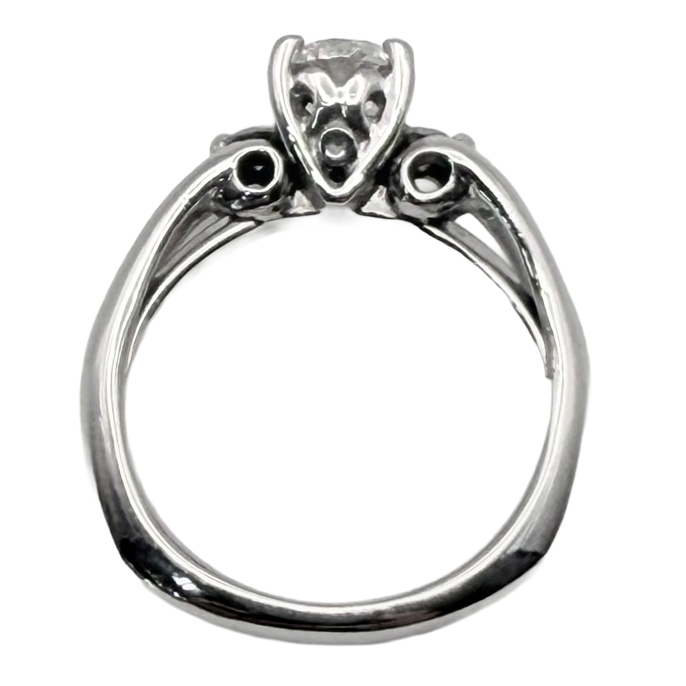 .97 Carat Round Brilliant Cut Diamond Platinum Engagement/Wedding Ring