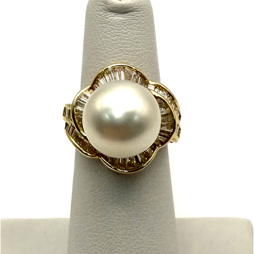 South Sea Cultured Pearl Diamond 18K YG Ring