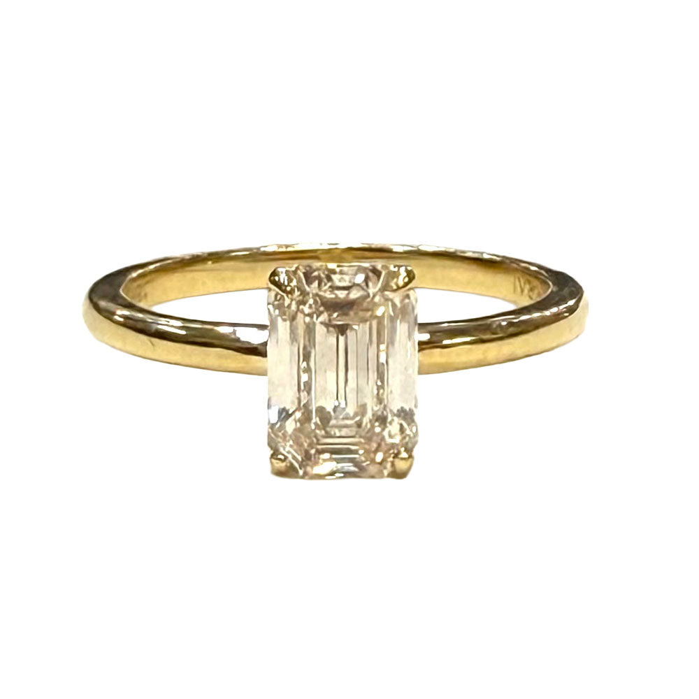1.08 Carat J VS1 IGI Emerald Cut Diamond 18KYG Ring