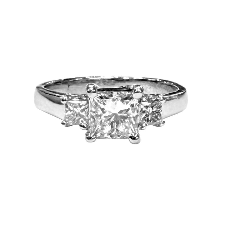 1.05 Carat I VS1 IGI Princess Cut Diamond Platinum Ring