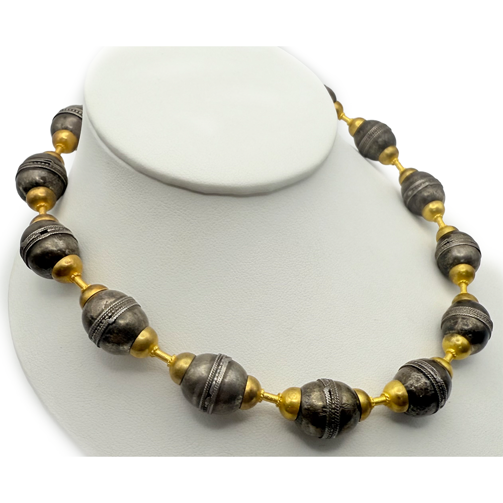 Vintage 18K Yellow Gold & Silver Bead Necklace & Bracelet Suite