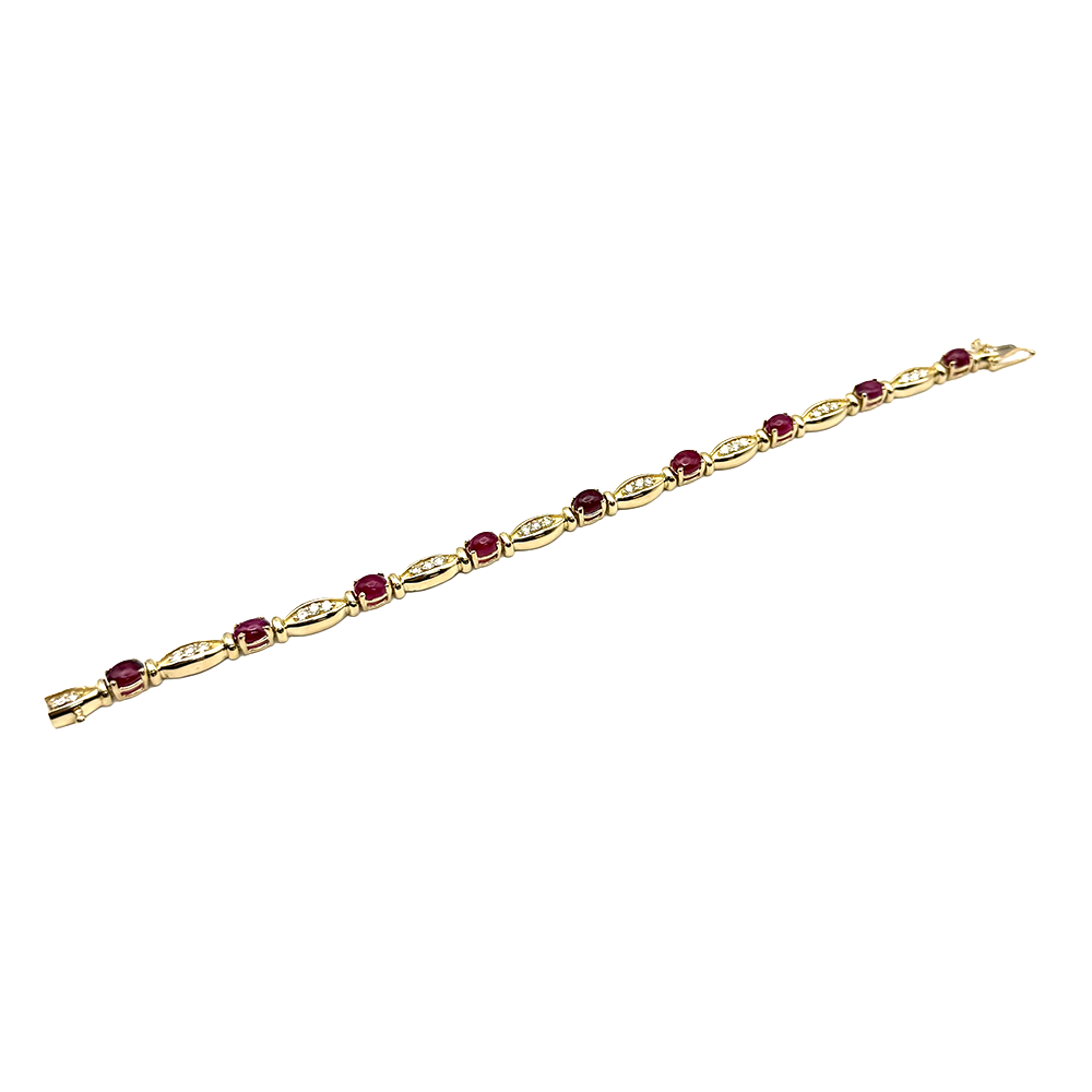Cabochon Ruby Diamond 14K Yellow Gold Bracelet