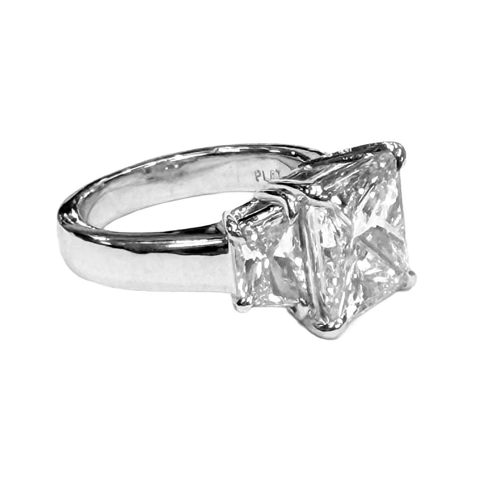 3.52 Carat I VS2 Princess Cut Diamond Platinum Ring