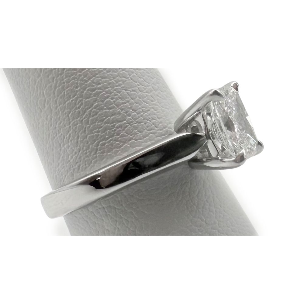 1.01 Carat E VVS1 Radiant Cut Diamond Platinum Solitaire Ring