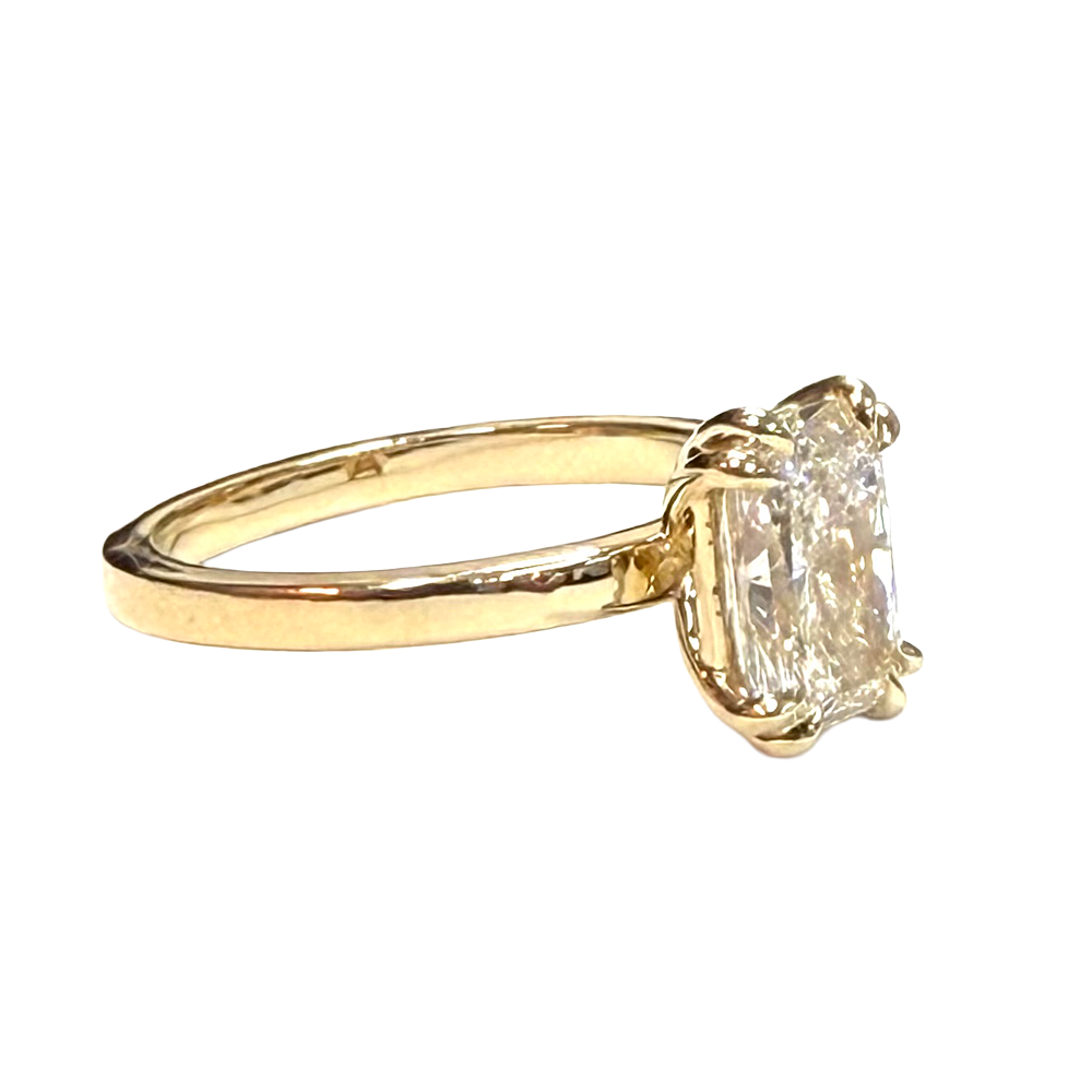 1.34 Carat G VVS2 Radiant Cut Lab Grown Diamond 14KYG Ring