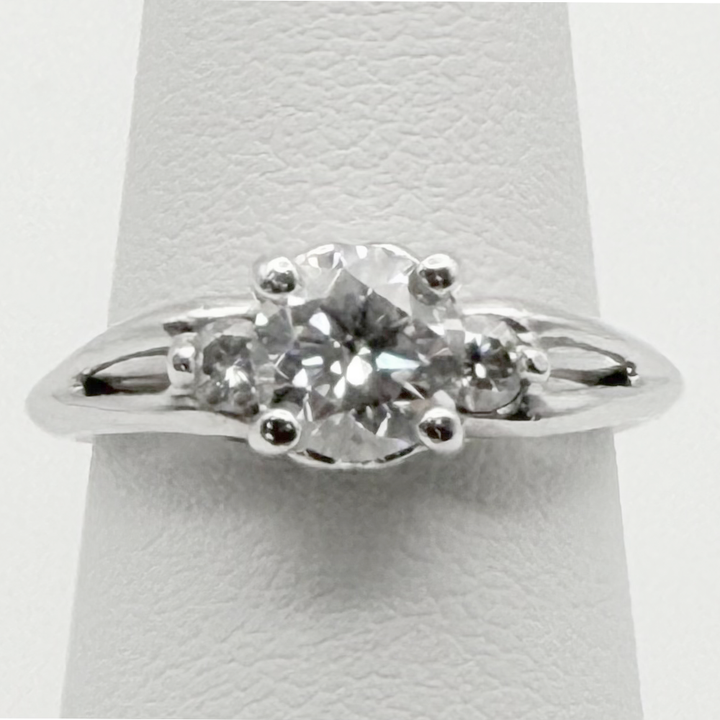 .97 Carat Round Brilliant Cut Diamond Platinum Engagement/Wedding Ring