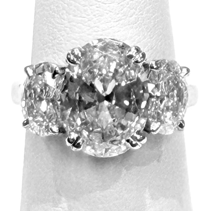2.72 Carat Oval Brilliant Cut Diamond, Diamond 18KWG Ring