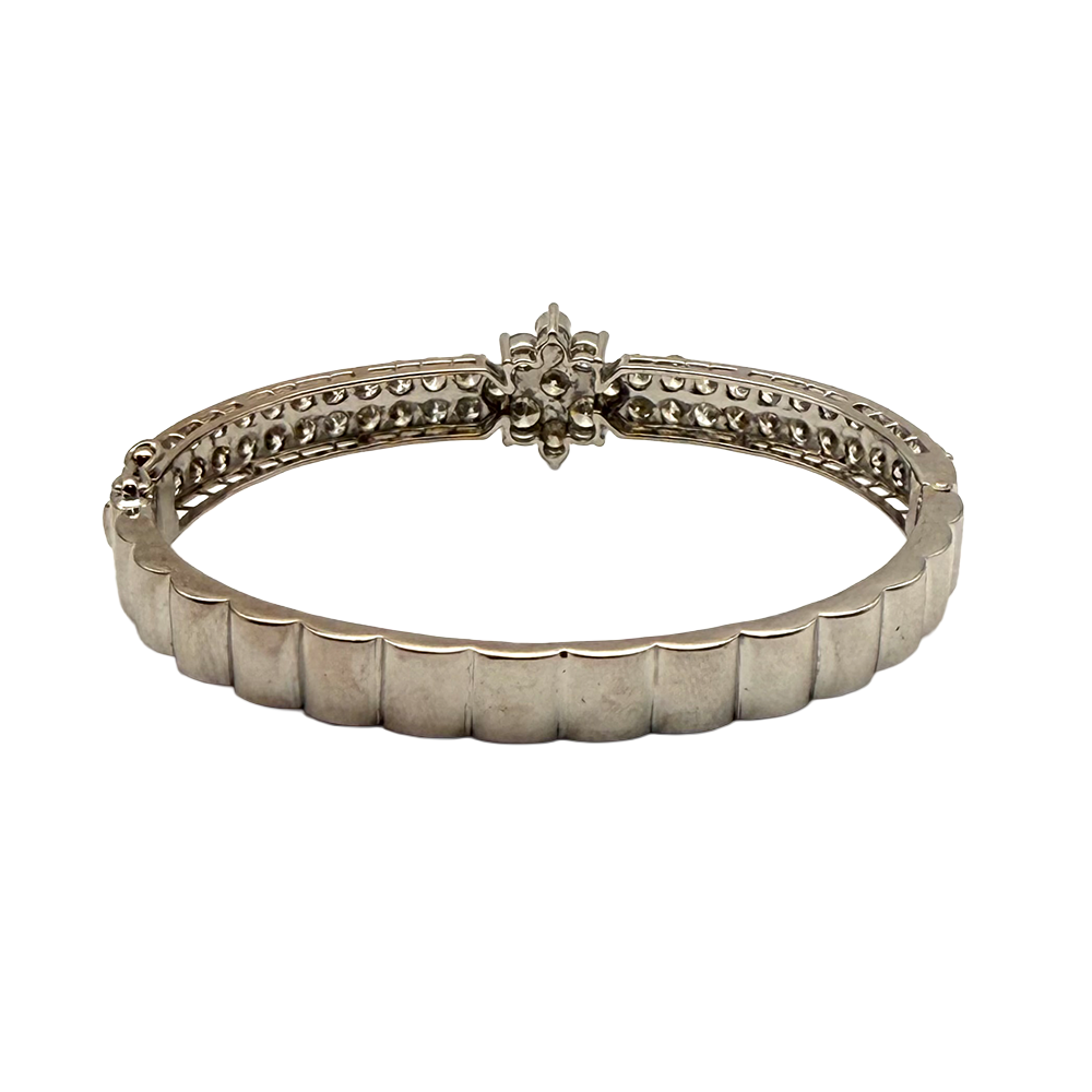 Diamond 16K White Gold Bangle Bracelet