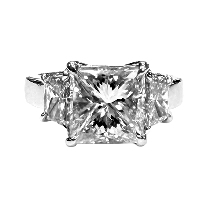 3.52 Carat I VS2 Princess Cut Diamond Platinum Ring