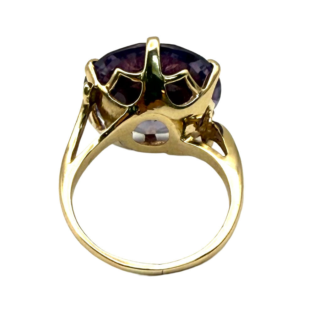 Vintage Synthetic Alexandrite 10K Yellow Gold Ring
