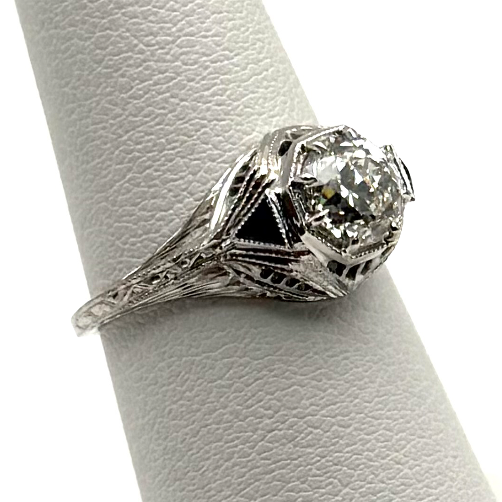 Art Deco Diamond 18K White Gold Ring