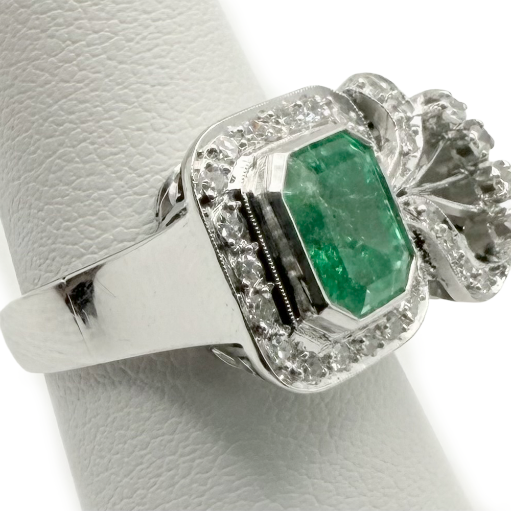 Emerald Diamond 10K White Gold Vintage Ring