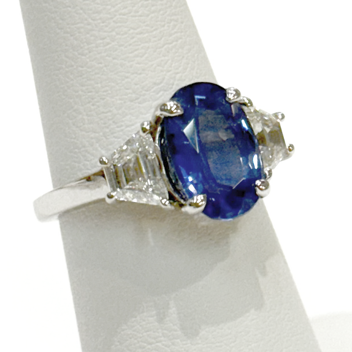 Sapphire Diamond 18K White Gold Ring