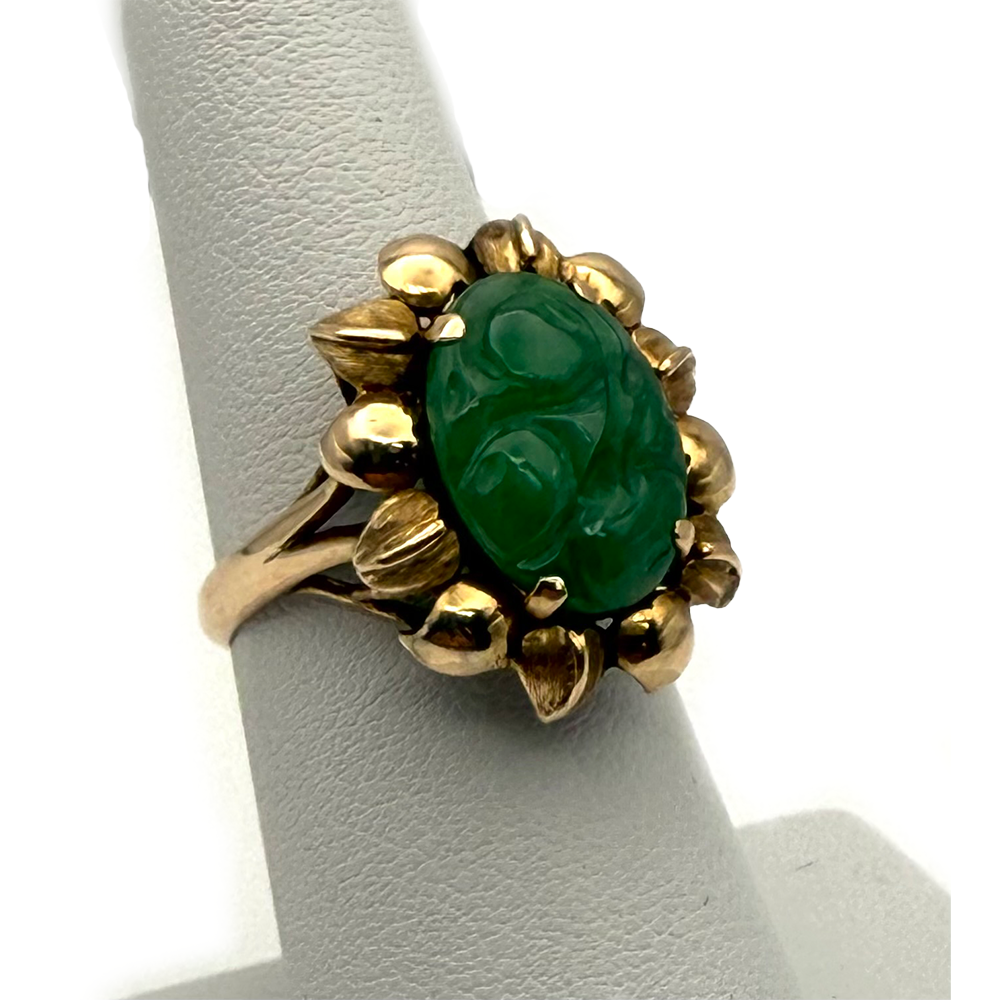 Vintage Carved Jadeite 12K Yellow Gold Ring
