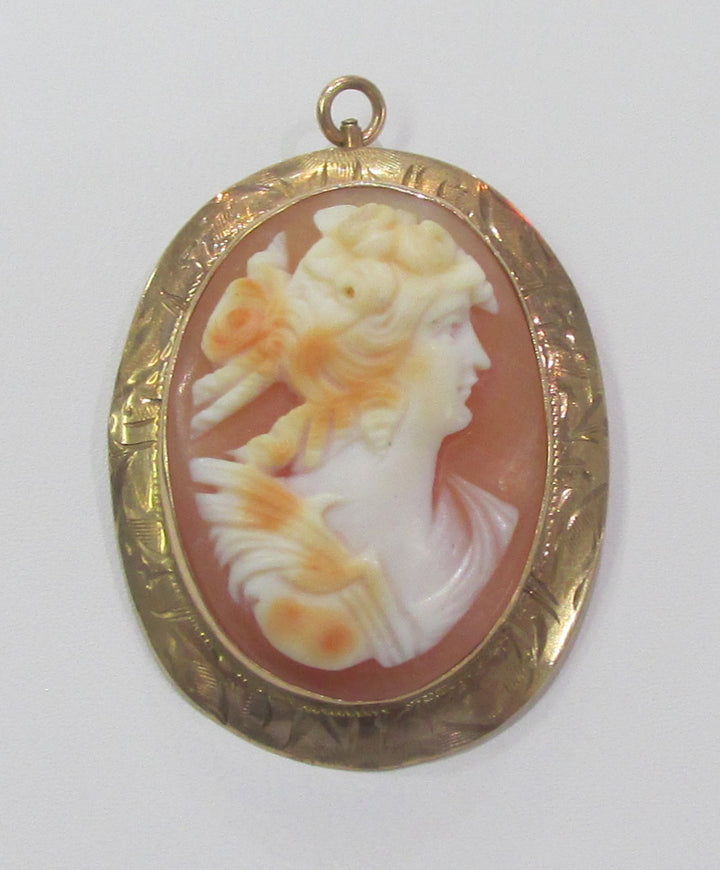 Antique Carved Cameo 14K Yellow Gold Pin/Pendant